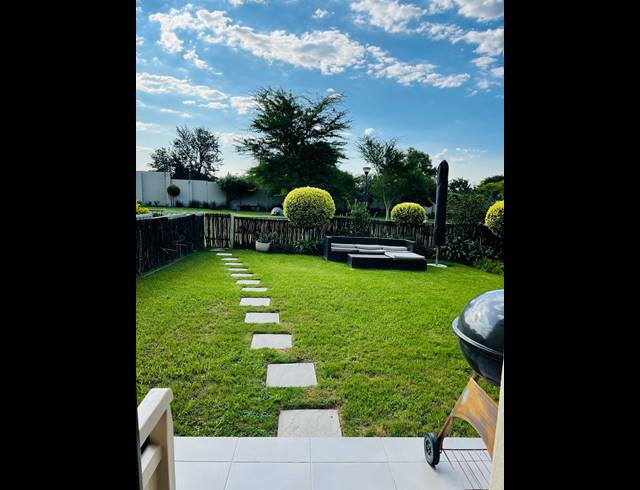 2 BEDROOM APARTMENT TO LET IN FOURWAYS